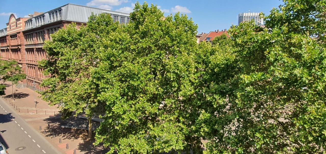 Sonniges Zimmer Mit Balkon Im Herzen Mannheims מראה חיצוני תמונה